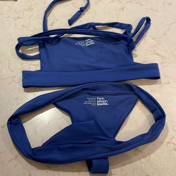 Two piece Mafia bikini SZ medium - Picture 9 of 10